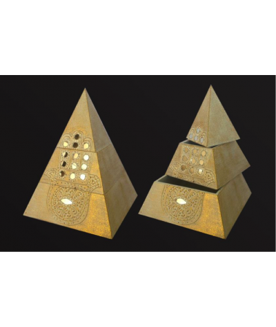 Boîte pyramide main fatma or